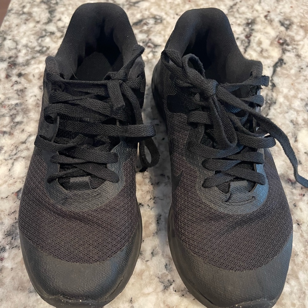 Black Nike Sneakers